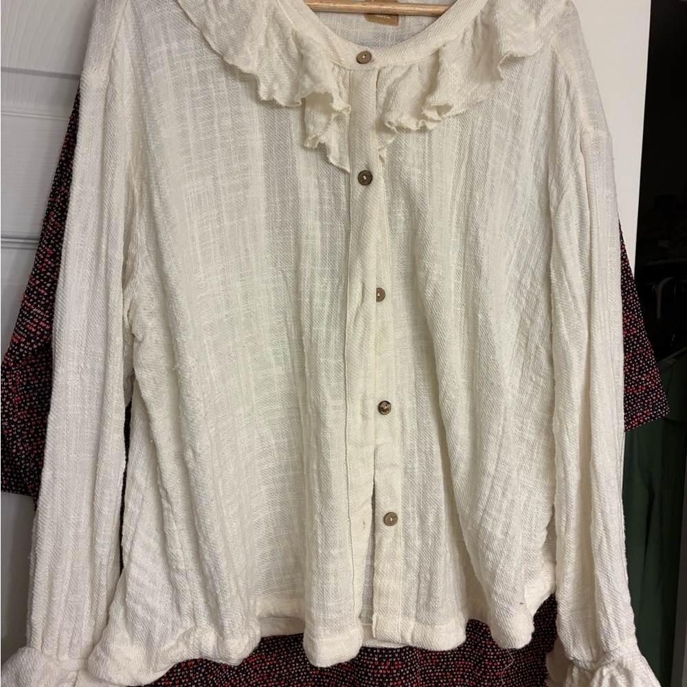 Free People-Free est ivory for Ruffled Button-Up Blouse